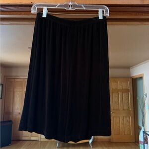 Chico's Black A-Line Knee-Length Skort